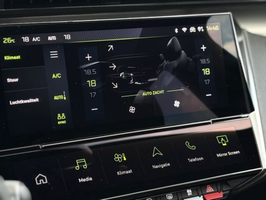 Peugeot 308 SW 136 e-DCS6 GT Automaat | 360 camera | Adeptieve cruise control | Verwarmd stuurwiel | Elektris... ActivLease financial lease