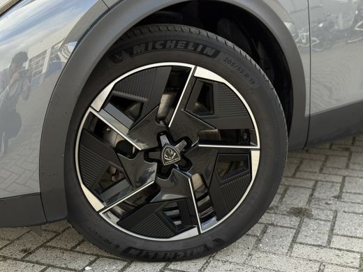 Peugeot 408 1.6 HYbrid GT 180 EAT8 Airco AUTO | Camera Achter | Alcantara bekleding | NAVI | Apple carplay/ A... ActivLease financial lease