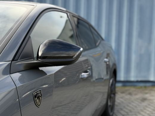 Peugeot 408 1.6 HYbrid GT 180 EAT8 Airco AUTO | Camera Achter | Alcantara bekleding | NAVI | Apple carplay/ A... ActivLease financial lease