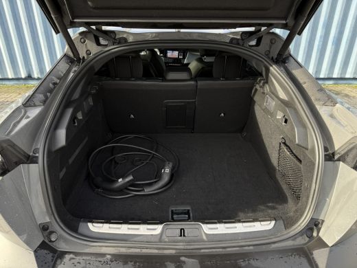 Peugeot 408 1.6 HYbrid GT 180 EAT8 Airco AUTO | Camera Achter | Alcantara bekleding | NAVI | Apple carplay/ A... ActivLease financial lease