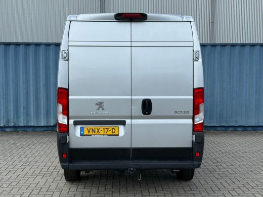 Peugeot Boxer 330 2.2 BlueHDi 120 L2H2 Premium | Achteruitrijcamera | All-season banden | Bestuurdersstoel in h... ActivLease financial lease