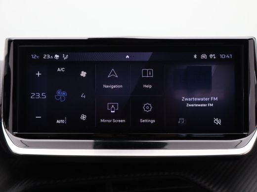 Peugeot e-2008 EV GT 54 kWh | 11 kW lader | Achteruitrijcamera | Airco (automatisch) ActivLease financial lease