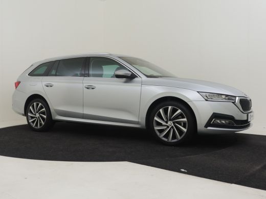 Skoda Octavia Combi 1.4 TSI iV PHEV Style 204pk | Elektrische stoelen met geheugen | Camera achter | Led koplam... ActivLease financial lease