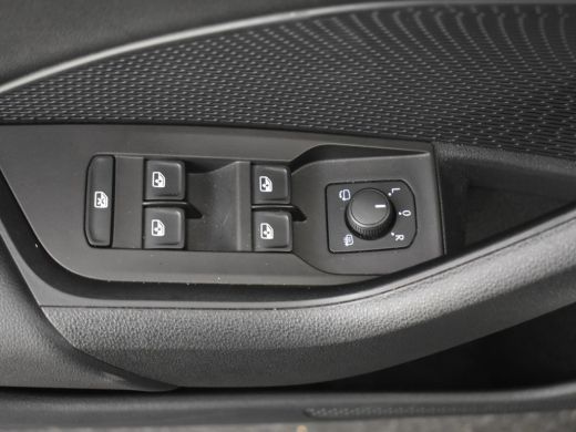 Skoda Octavia Combi 1.4 TSI iV PHEV Style 204pk | Elektrische stoelen met geheugen | Camera achter | Led koplam... ActivLease financial lease