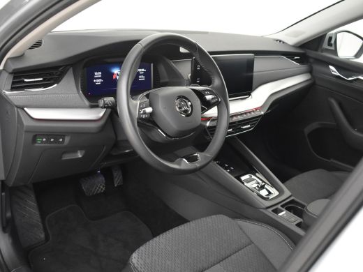 Skoda Octavia Combi 1.4 TSI iV PHEV Style 204pk | Elektrische stoelen met geheugen | Camera achter | Led koplam... ActivLease financial lease