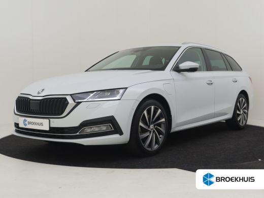 Skoda Octavia Combi 1.4 TSI iV PHEV Style 204pk | Stoelventilatie | Head up display | Dodehoekdetectie | Keyles...