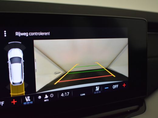 Skoda Octavia Combi 1.4 TSI iV PHEV Style 204pk | Stoelventilatie | Head up display | Dodehoekdetectie | Keyles... ActivLease financial lease