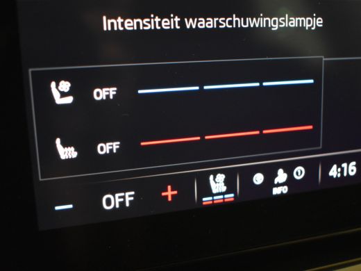 Skoda Octavia Combi 1.4 TSI iV PHEV Style 204pk | Stoelventilatie | Head up display | Dodehoekdetectie | Keyles... ActivLease financial lease