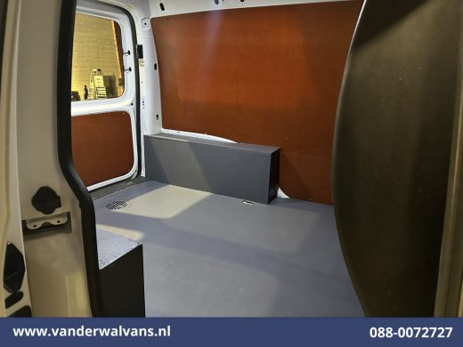 Volkswagen Caddy 2.0 TDI L1H1 Euro6 Airco | Camera | Cruisecontrol | Trekhaak Verwarmde Voorruit, Zijdeur, Parkeer... ActivLease financial lease