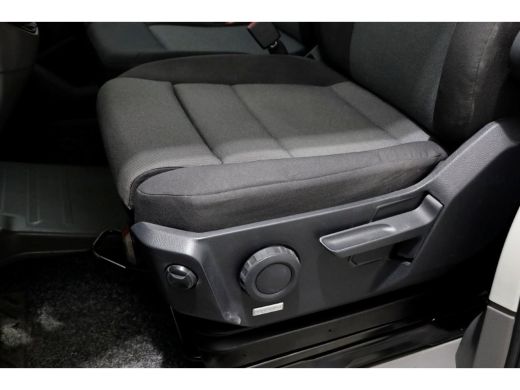 Volkswagen Crafter 35 2.0 TDI 177pk E6 RWD L3H3 (L2H2) Airco/Trekhaak 3500kg 10-2018 ActivLease financial lease