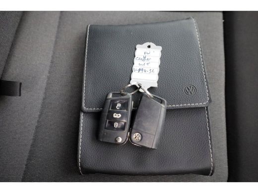 Volkswagen Crafter 35 2.0 TDI 177pk E6 RWD L3H3 (L2H2) Airco/Trekhaak 3500kg 10-2018 ActivLease financial lease