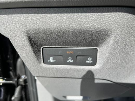 Volkswagen Crafter 35 2.0 TDI L3H3 Exclusive | BPM Vrij! | ACC | Camera achter | Navigatie | Apple CarPlay | Trekhaa... ActivLease financial lease