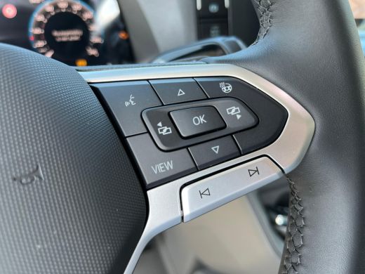 Volkswagen Crafter 35 2.0 TDI L3H3 Exclusive | BPM Vrij! | ACC | Camera achter | Navigatie | Apple CarPlay | Trekhaa... ActivLease financial lease