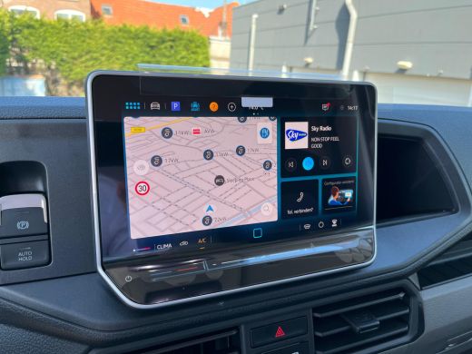 Volkswagen Crafter 35 2.0 TDI L3H3 Exclusive | BPM Vrij! | ACC | Camera achter | Navigatie | Apple CarPlay | Trekhaa... ActivLease financial lease