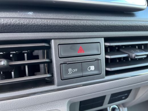 Volkswagen Crafter 35 2.0 TDI L3H3 Exclusive | BPM Vrij! | ACC | Camera achter | Navigatie | Apple CarPlay | Trekhaa... ActivLease financial lease