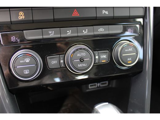 Volkswagen T-Roc 1.5 TSI Sport | AUTOMAAT | Parkeersensoren voor+achter | Airco | Radio | Auto-Hold | Lichtmetalen... ActivLease financial lease