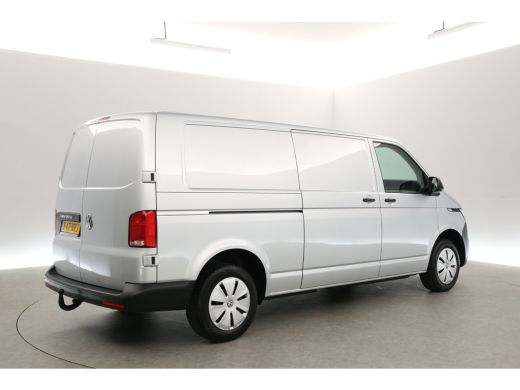 Volkswagen Transporter 2.0 TDI 150PK L2H1 | Euro6 | Aut. | Airco | 3-Zits | Adap. Cruise | Carplay | Stoelverw. | Trekh... ActivLease financial lease