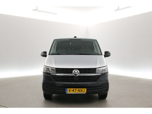 Volkswagen Transporter 2.0 TDI 150PK L2H1 | Euro6 | Aut. | Airco | 3-Zits | Adap. Cruise | Carplay | Stoelverw. | Trekh... ActivLease financial lease