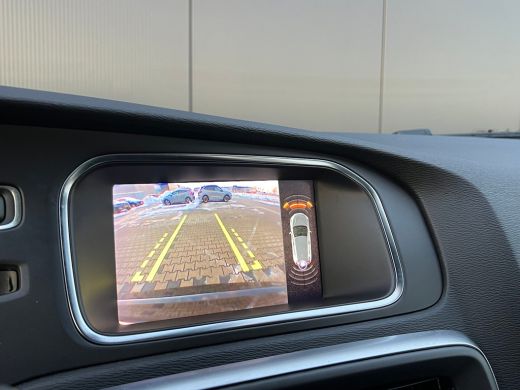 Volvo  V40 T3 Polar+ Sport | Panoramadak | Harman Kardon | Cruise control | Camera | Parkeersensoren | Stoel... ActivLease financial lease