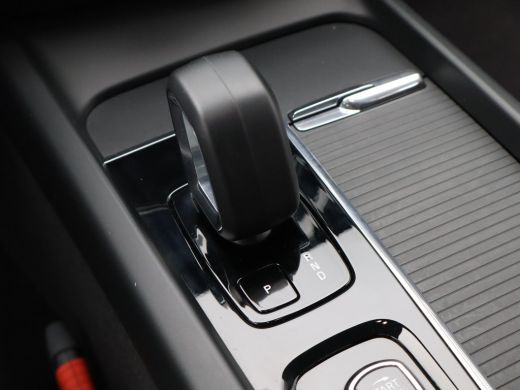 Volvo  V60 2.0 B4 Core | Achteropkomend verkeer waarschuwing | Achterruitverwarming | Achteruitrij assistent ActivLease financial lease