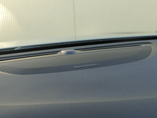 Volvo  V60 T6 Plug-in hybrid AWD Plus Dark | Trekhaak | Harman/Kardon | Verwarmbare Stoelen / Stuurwiel | 36... ActivLease financial lease