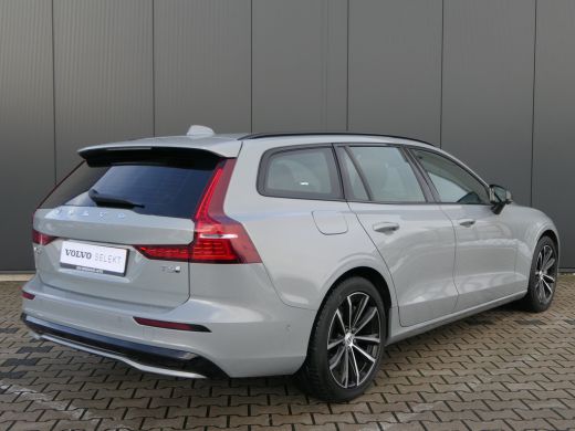 Volvo  V60 T6 Plug-in hybrid AWD Plus Dark | Trekhaak | Harman/Kardon | Verwarmbare Stoelen / Stuurwiel | 36... ActivLease financial lease