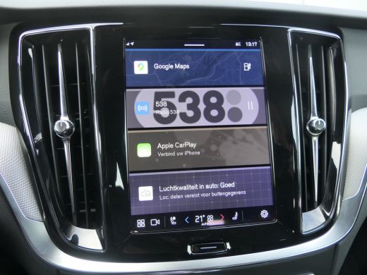 Volvo  V60 T6 Plug-in hybrid AWD Plus Dark | Trekhaak | Harman/Kardon | Verwarmbare Stoelen / Stuurwiel | 36... ActivLease financial lease