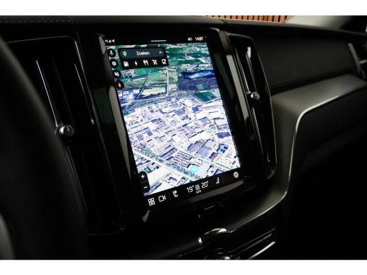 Volvo  XC60 2.0 T6 Plug-in hybrid AWD Ultimate Bright | Luchtvering | Panoramadak | Harman/Kardon | 360 Camer... ActivLease financial lease