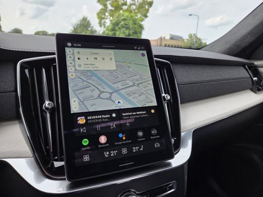 Volvo  XC90 T8 Ultra Dark | Navy Herringbone Weave  | Pano | Fiscaal &euro;99.000,-! | Crystal White! ActivLease financial lease