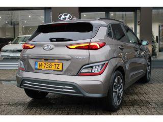 Hyundai Kona EV Fashion 64 kWh | Achteruitrijcamera | Airco (automatisch) | Apple Carplay/Android Auto|telefoo...