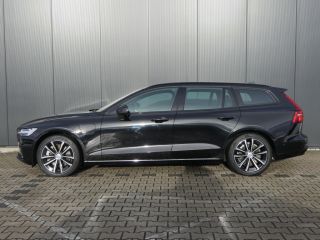 Volvo  V60 T6 Plug-in hybrid AWD Plus Dark | Trekhaak | Harman/Kardon | Verwarmbare Stoelen / Stuurwiel | 36...