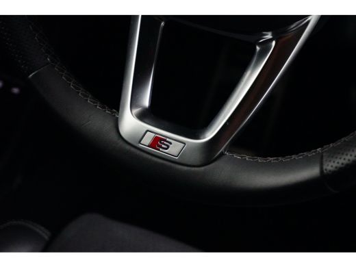 Audi Q8 60 TFSI e 462 pk quattro Pro Line S Competition | Achterbank verwarmd | Achteruitrijcamera | Buit... ActivLease financial lease