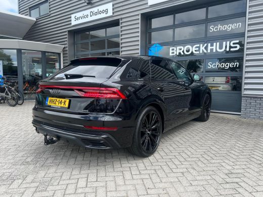Audi Q8 60 TFSI e 462 pk quattro Pro Line S Competition | Achterbank verwarmd | Achteruitrijcamera | Buit... ActivLease financial lease