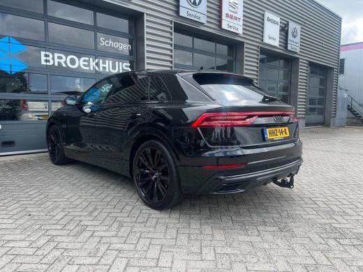 Audi Q8 60 TFSI e 462 pk quattro Pro Line S Competition | Achterbank verwarmd | Achteruitrijcamera | Buit... ActivLease financial lease