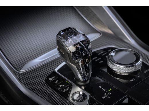 BMW X6 xDrive40i High Executive HUD | H&K | Pano | Luchtvering | 360 Camera | Stuurverwarming | Memory s... ActivLease financial lease