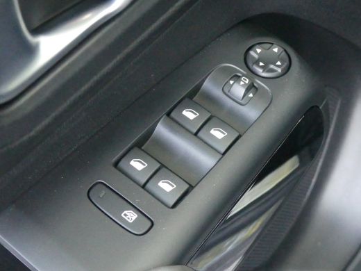 Citroën C5 Aircross 1.6 Plug-in Hybrid Shine | TREKHAAK | ADAPTIVE CRUISE | DODEHOEKDETECTIE | CAMERA | NAVI | ActivLease financial lease