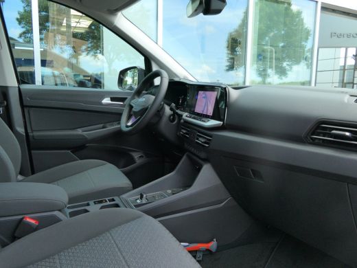 Ford Tourneo Connect 1.5 PHEV Titanium 7 Persoons | 100km Elektrisch Rijbereik | 1400kg Trekgewicht | ActivLease financial lease