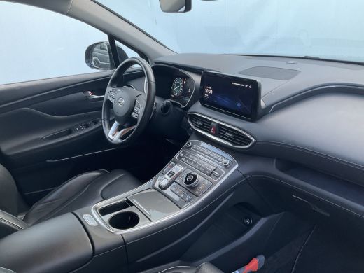 Hyundai Santa Fe 7-Pers 1.6 T-GDI HEV Premium 7p. HUD Leer Stoelkoel+verw. 360&deg; 7 Zits ActivLease financial lease