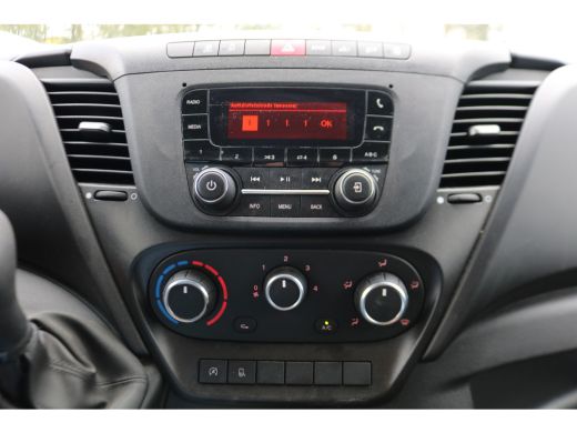 Iveco Daily 35S14 L2 H2 Airco Automaat 3.5T Trekhaak ActivLease financial lease