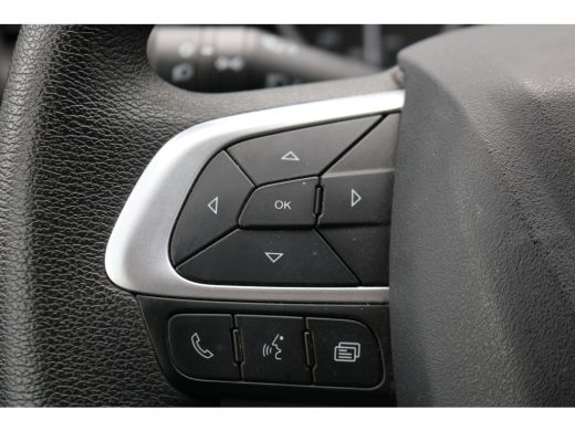 Iveco Daily 35S14 L2 H2 Airco Automaat 3.5T Trekhaak ActivLease financial lease