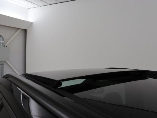 Jeep Compass 4xe 240 Plug-in Hybrid Electric S | Panoramadak | Leder | Stoelverwarming | Carplay | Camera | Na... ActivLease financial lease