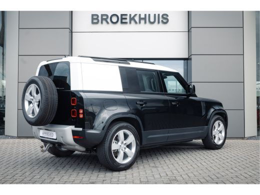 Land Rover Defender 110 D250 Hardtop Commercial | 20" County velgen | Luchtvering | 3 persoons Jumpseat | ActivLease financial lease