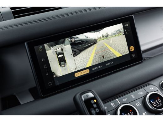 Land Rover Defender 110 D250 Hardtop Commercial | 20" County velgen | Luchtvering | 3 persoons Jumpseat | ActivLease financial lease