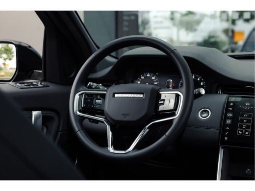 Land Rover Discovery Sport P300e PHEV Dynamic SE | Drive Assist Pack | Panoramadak | Verw voortoelen | Meridian | Leder ActivLease financial lease