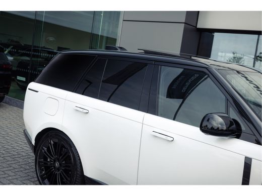 Land Rover Range Rover 3.0 P460e HSE PHEV | 23 Inch Gloss Black | Shadow Pack | El.trekhaak | Pano | Head-up | Softclos ActivLease financial lease