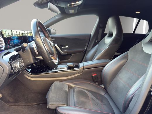 Mercedes-Benz CLA Shooting Brake 250 e Business Solution AMG Panoramadak | Sfeer | Camera | Stoelverw | 19"| Geheug... ActivLease financial lease