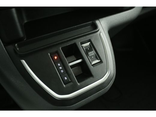 Opel Vivaro-e L2H1 Edition 75 kWh | SOH 91% | Snelladen | Airco | Camera | Cruise | Carplay | 3-Zits | Navi ActivLease financial lease