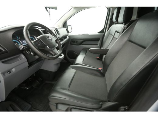 Opel Vivaro-e L2H1 Edition 75 kWh | SOH 91% | Snelladen | Airco | Camera | Cruise | Carplay | 3-Zits | Navi ActivLease financial lease