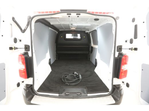 Opel Vivaro-e L2H1 Edition 75 kWh | SOH 91% | Snelladen | Airco | Camera | Cruise | Carplay | 3-Zits | Navi ActivLease financial lease