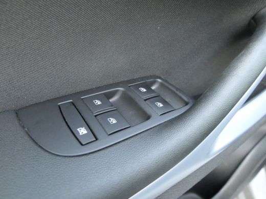 Opel Zafira 1.6 Turbo Automaat VAN | Benzine Automaat! | Grijs Kenteken! | VAN | Afneembare Trekhaak | Cruise... ActivLease financial lease